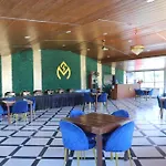Cosmos Resort Maliblu