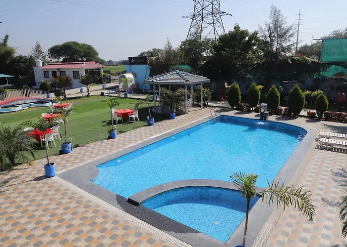 Cosmos Resort Maliblu