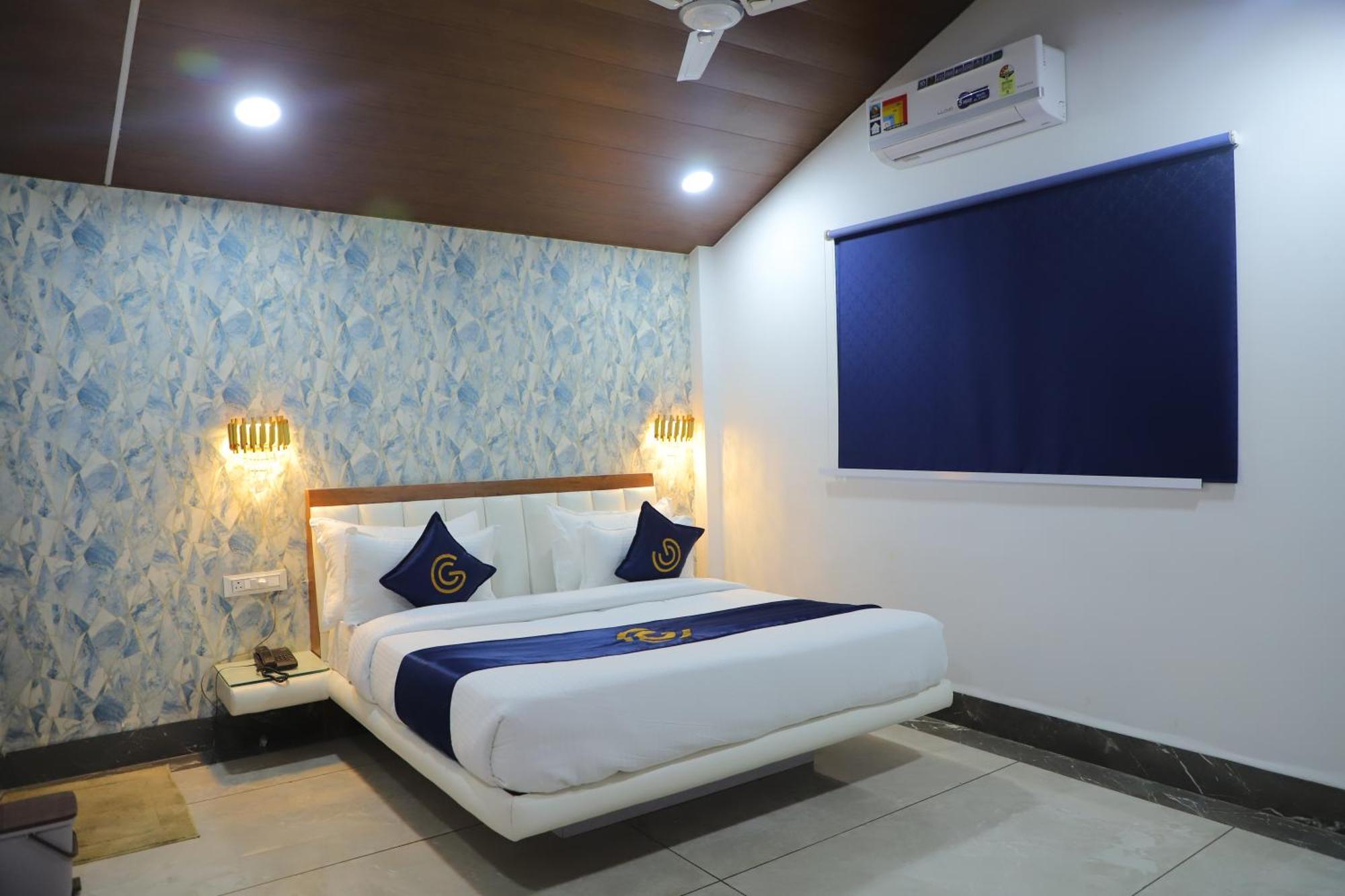 Resort Cosmos Maliblu Indore